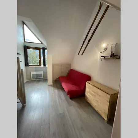 Les Bleuets Apartment *